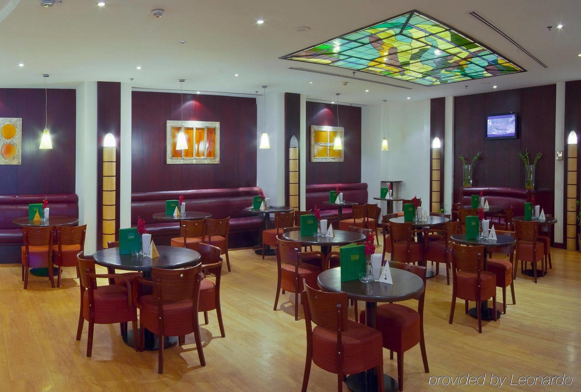 ג'דה Holiday Inn Al Salam מסעדה תמונה