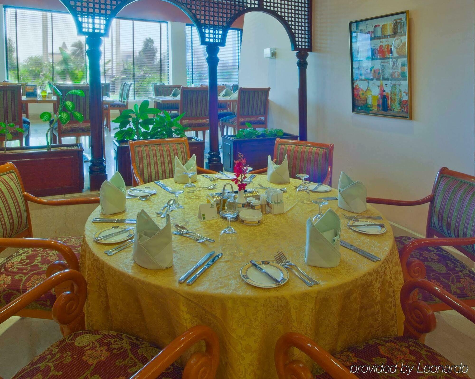 ג'דה Holiday Inn Al Salam מראה חיצוני תמונה