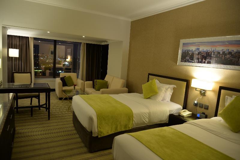 ג'דה Holiday Inn Al Salam מראה חיצוני תמונה